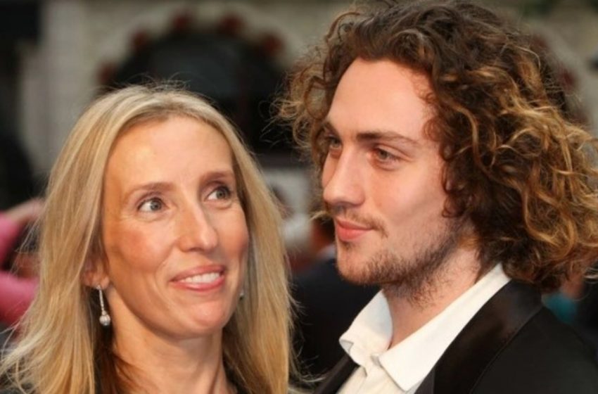  „Sie ist nicht seine Mutter!”: Aaron Taylor-Johnson, 33, wehrt die Kritik an seiner Ehe mit der 57-jährigen Frau ab