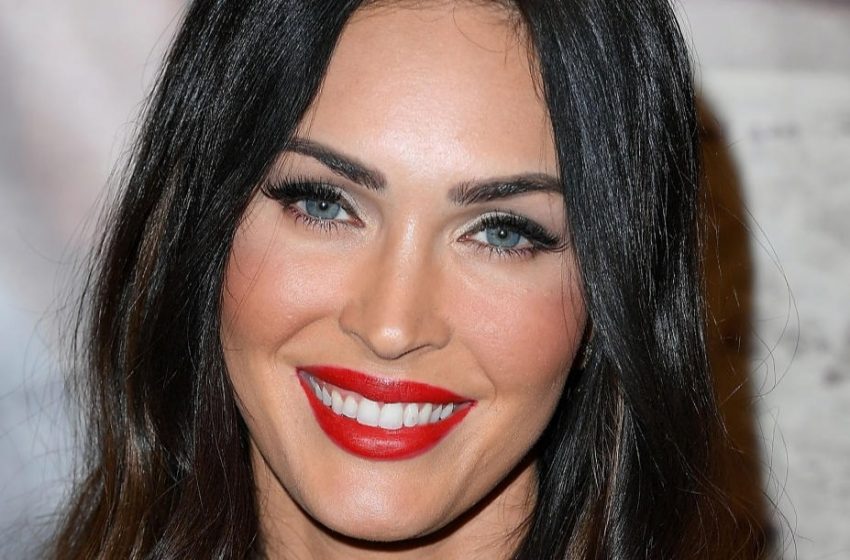  „Der Star hat vergessen, das ‘Wichtigste’ anzuziehen“: Megan Fox wurde auf der Straße in einem Outfit fotografiert, das ihre halbnackten Pobacken zeigt!