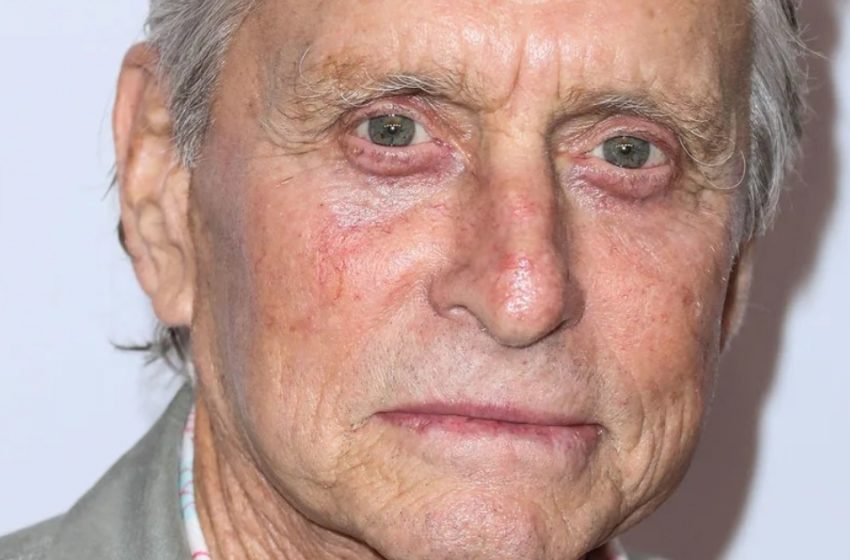  Der 80-jährige Michael Douglas teilt ein seltenes Foto mit seiner wunderschönen erwachsenen Tochter: „Was für eine Schönheit sie ist!“