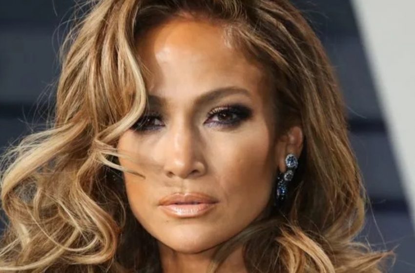  Jennifer Lopez trug ein „Rachekleid“ zur Premiere eines Films, der von Ben Affleck produziert wurde.