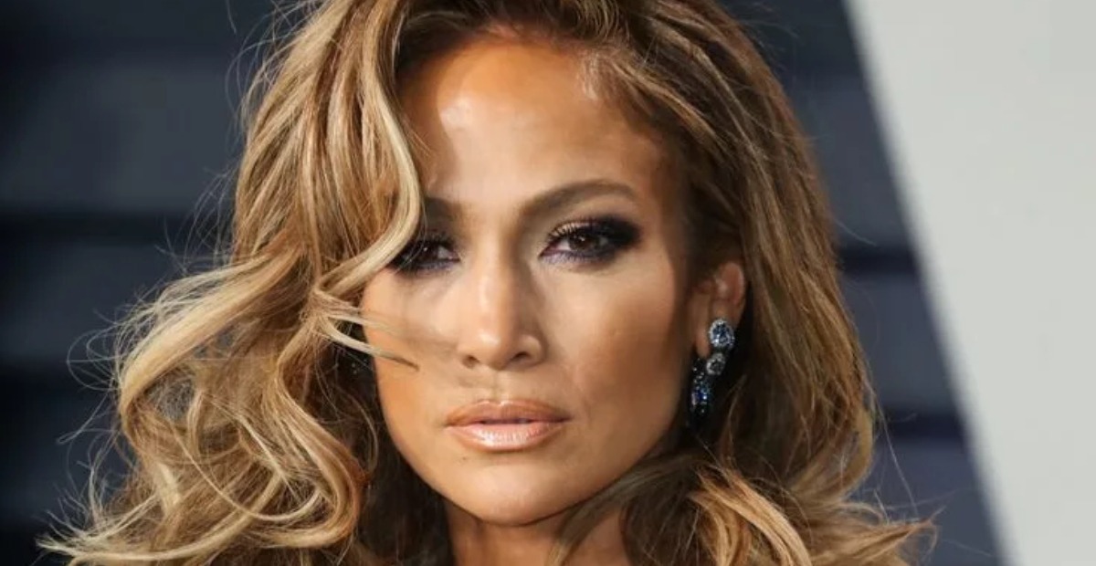 Jennifer Lopez trug ein „Rachekleid“ zur Premiere eines Films, der von Ben Affleck produziert wurde.