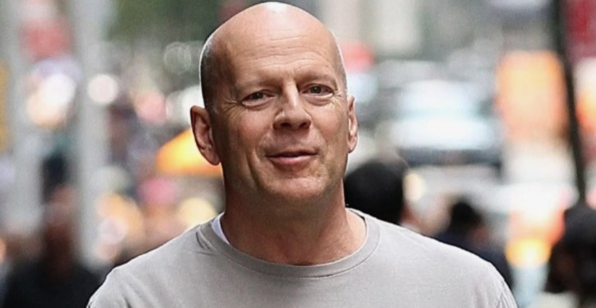 Paparazzi erwischen einen schwachen Bruce Willis in einem Auto mit Bodyguards: „Wie sieht er jetzt aus?“