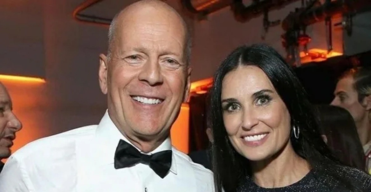 Mit nur anderthalb Jahren ist sie wie ein kleines Abbild ihres Star-Großvaters: Wie sieht die kleine Enkelin von Bruce Willis und Demi Moore aus?