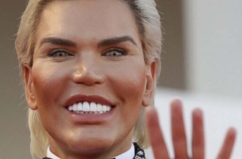  „Vom normalen Typen zur Barbie!“: Er beschloss, mit 40 zur Barbie zu werden – so sieht er aus!