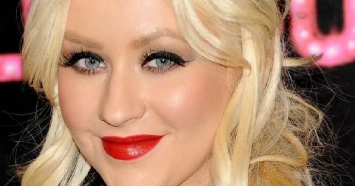 „Sieht aus wie eine Plastikpuppe“: Christina Aguilera überrascht Fans mit ihren neuen Fotos – Wie sieht sie aus?