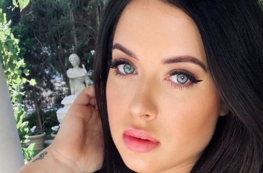  Das Puppengesicht-Model verblüfft Fans mit ihrem Ganzkörperfoto: “Ein Meisterwerk der Natur!”