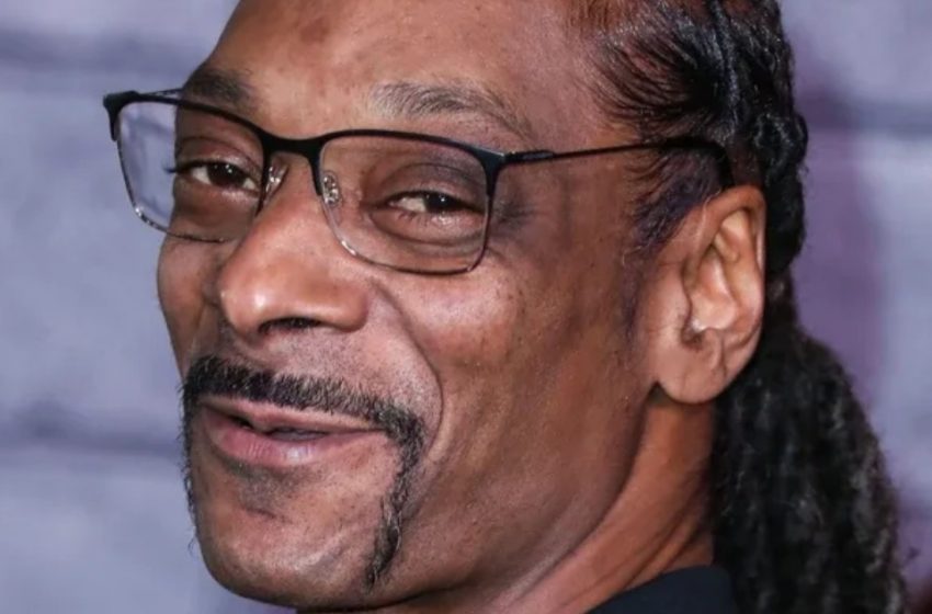  „Snoop Doggs Tochter Cori, 25, sieht aus wie der Zwilling ihrer Mutter“: Sieh dir ihren atemberaubenden Look an!