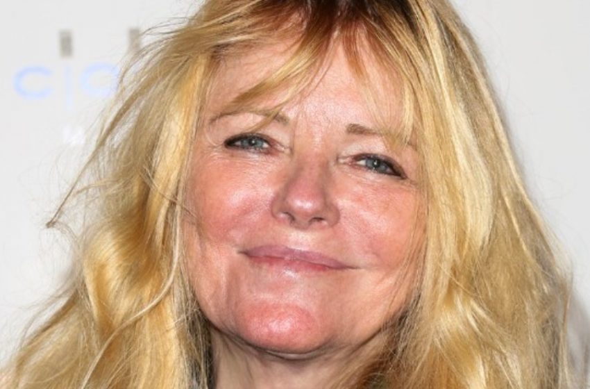  „Ohne ihre Falten zu verbergen“: Das erste amerikanische Supermodel feiert ihren 77. Geburtstag – Aufnahmen ihrer atemberaubenden Verwandlung!