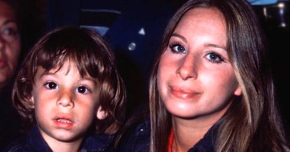 Fans sind verblüfft über die verblüffende Ähnlichkeit zwischen Barbra Streisand und ihrem verwandelten Sohn.