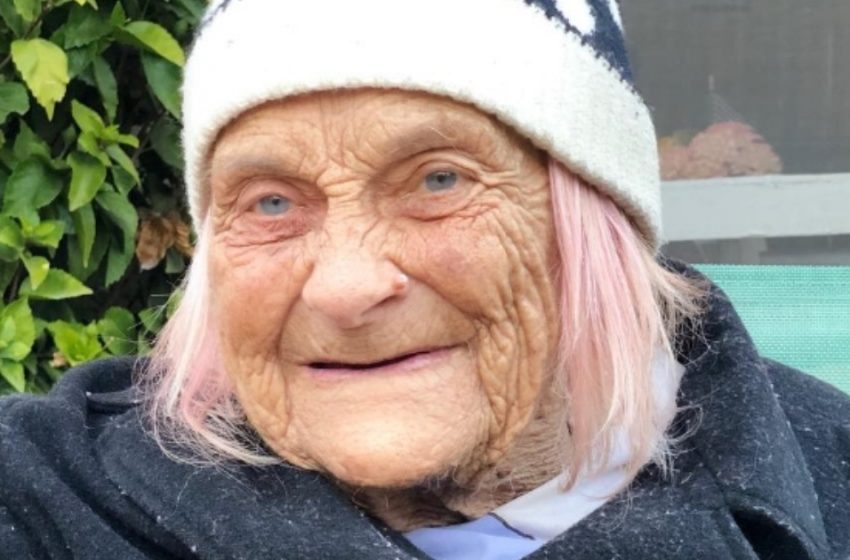 Der berühmte Filmstar nahm eine obdachlose Frau auf, die in einem Wäscheraum schlief: Kannst du erraten, wer es war?