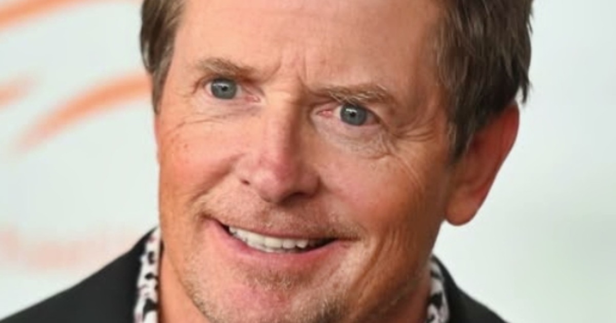 Michael J. Fox macht einen seltenen Auftritt mit seinen erwachsenen Zwillings­töchtern und seiner Ehefrau! – Wie sehen sie heute aus?