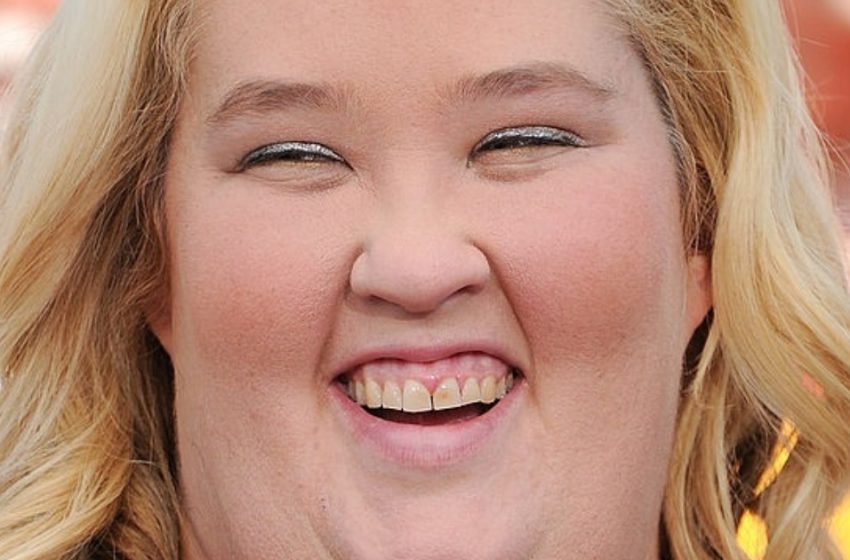 Mama June nimmt 35 Kilo ab und ist kaum wiederzuerkennen!: Sieh dir ihre atemberaubende Verwandlung an!