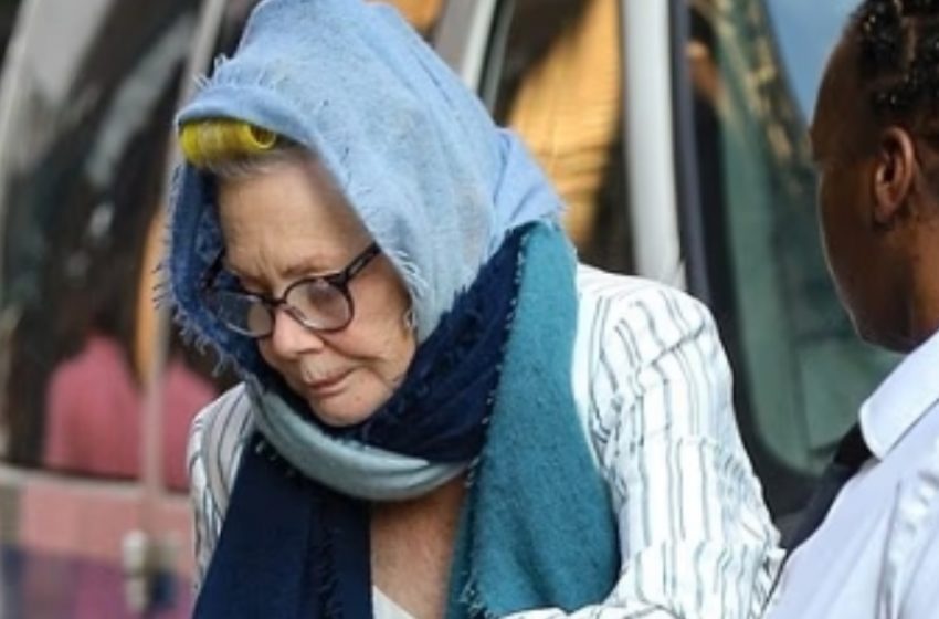  Hollywood-Legende nach Operation mit Gehstock gesichtet!: Fans besorgt nach ihrem schmerzhaften Sturz!