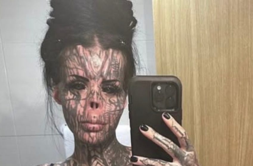  Tätowierte Frau, die ihre Nase in einem Glas aufbewahrt, zeigt atemberaubende Vorher-Fotos!: Sehen Sie die Fotos!