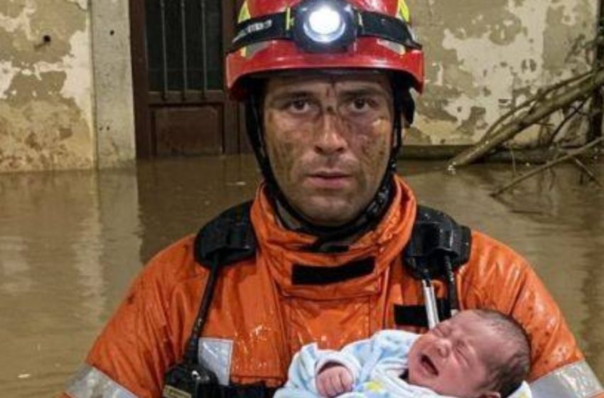  Versiegeltes Gebäude, überflutete Straßen!: Wie überlebte ein Baby an einem Ort, an dem niemand hätte sein sollen?